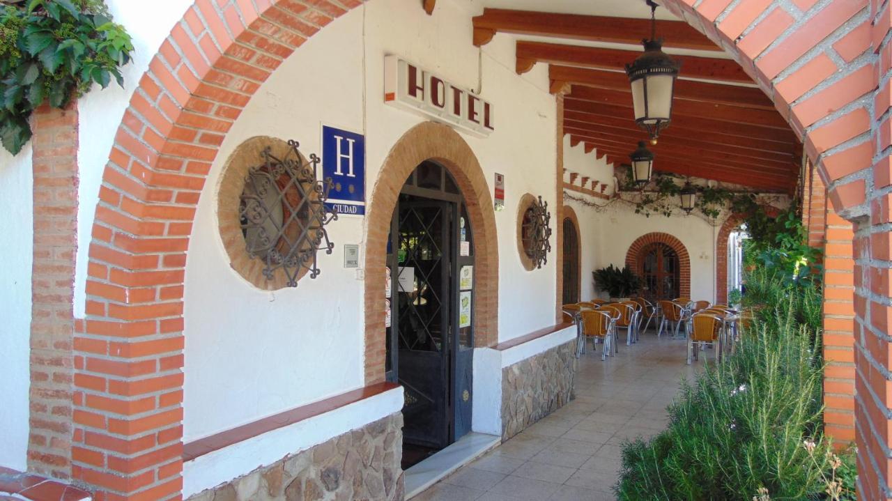 El Meson De Despenaperros Hotel Santa Elena Eksteriør billede